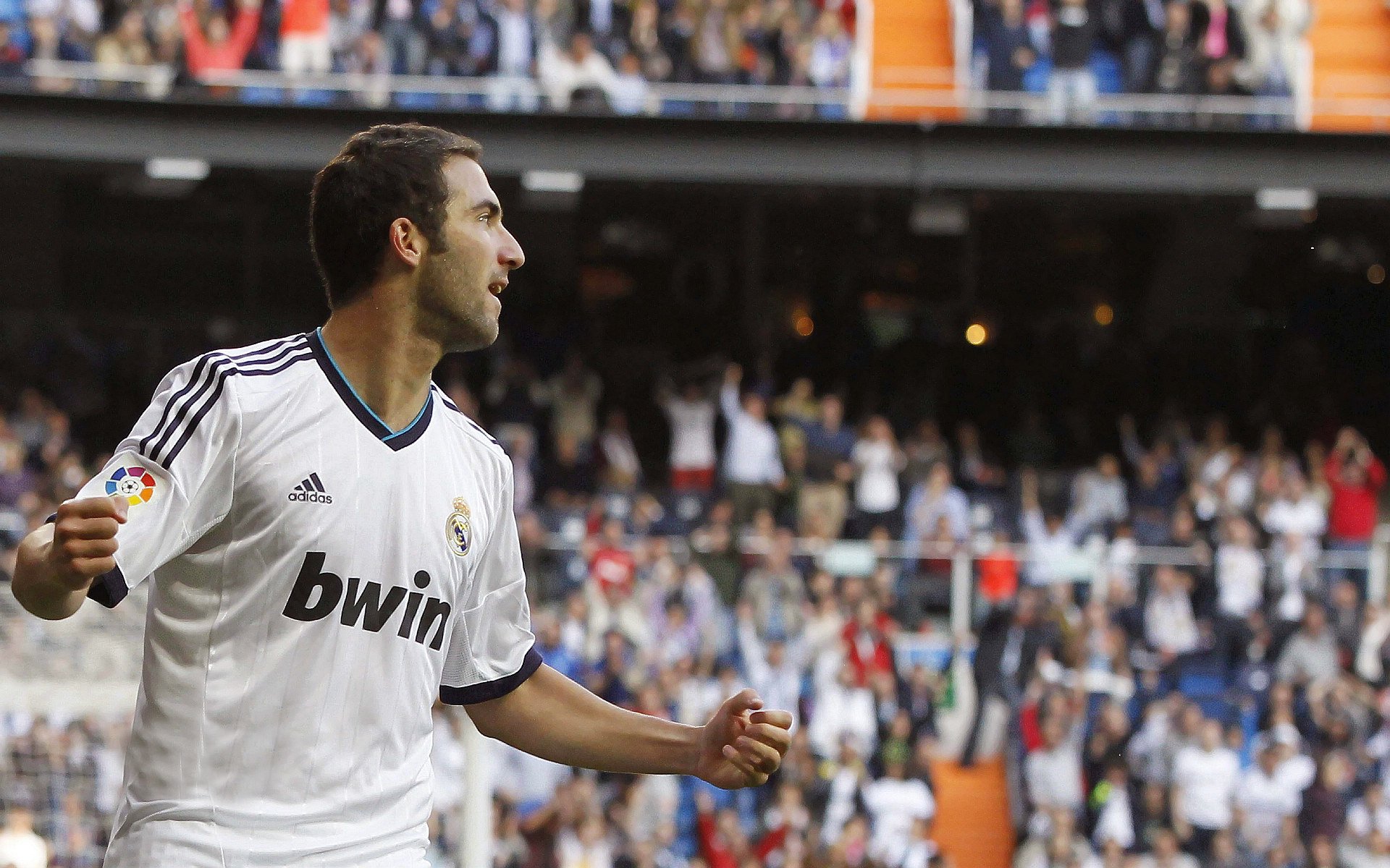 女足世界杯期间媒体报道密集覆盖，女足世界杯媒体关注空前,但女性足球记者仍面临障碍